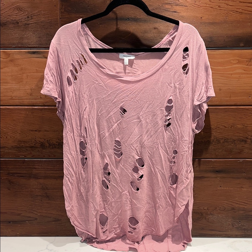 🔥‼️Persaya Pink Distressed Short Sleeve Tee‼️🔥